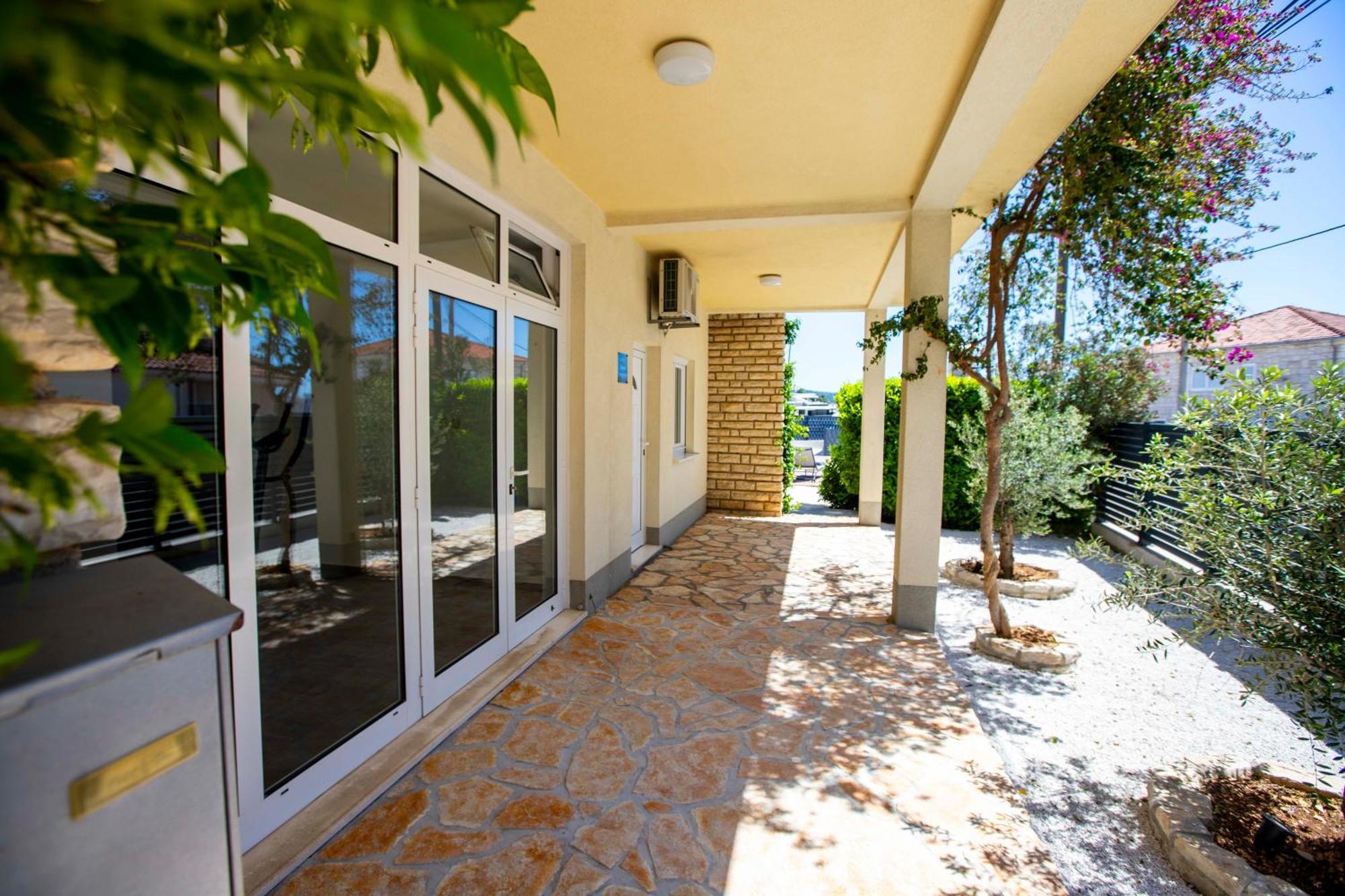 Apartment Laura Traù Esterno foto